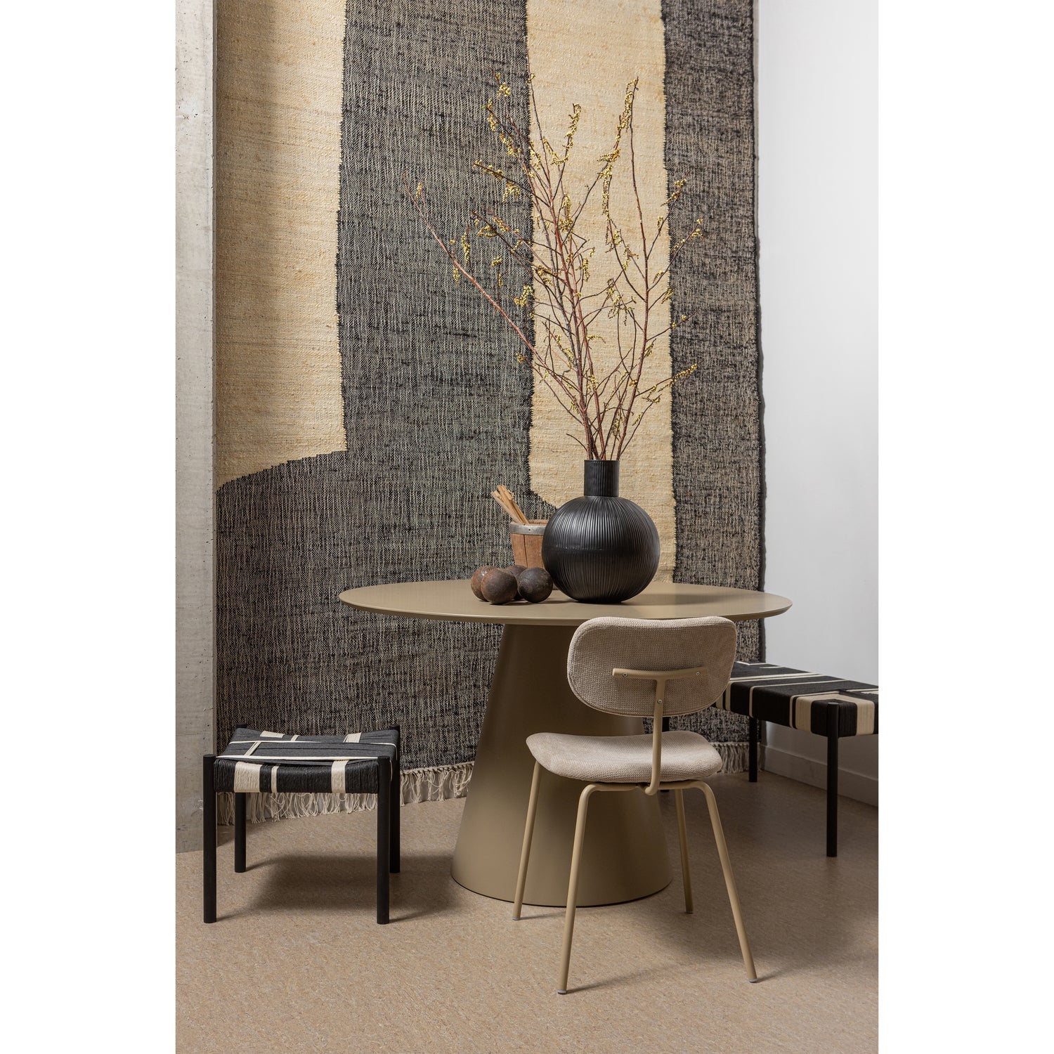 JORRE ESSTISCH MDF MILITARISCH BRAUN O120CM