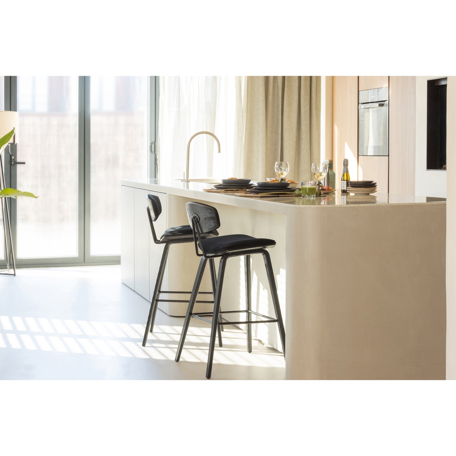 SENN BARHOCKER VELVET SCHWARZ