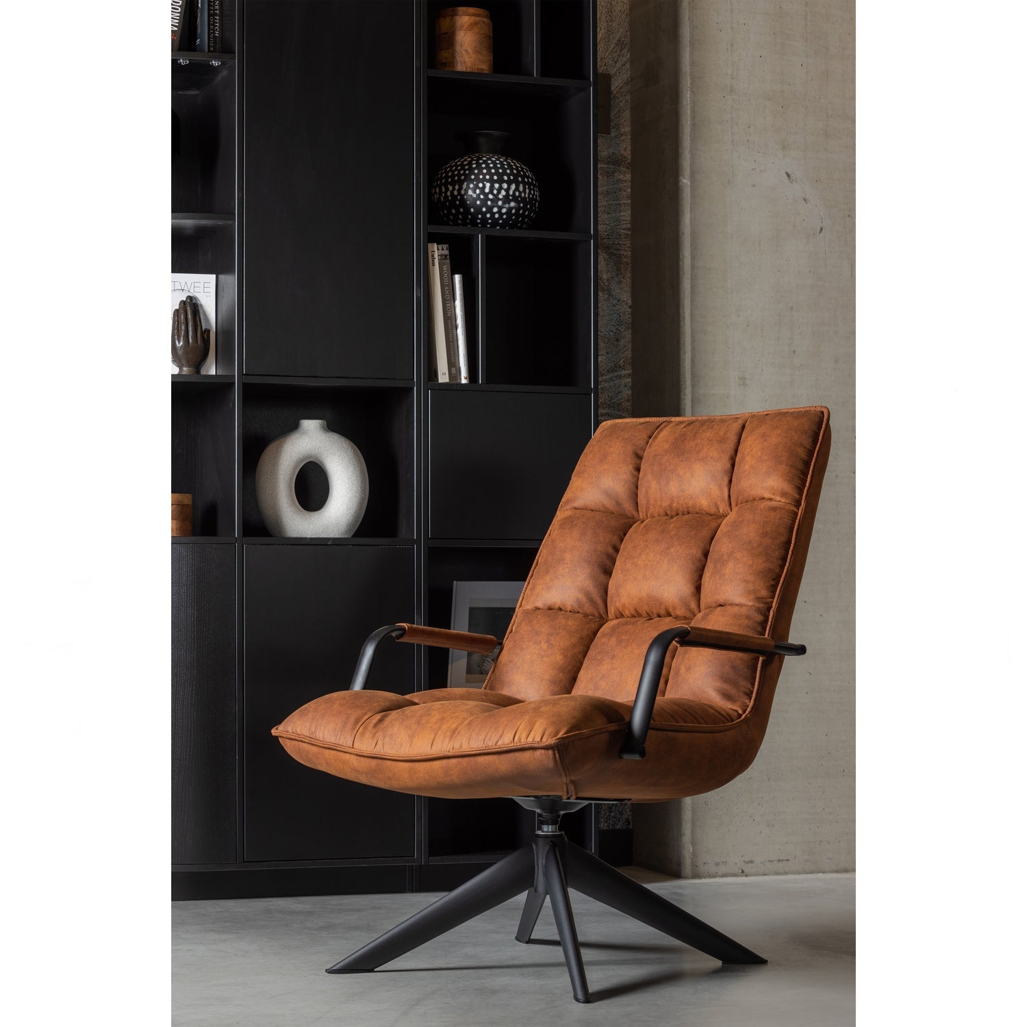 JOUKE DREHSESSEL MIT ARMLEHNE KUNSTLEDER COGNAC