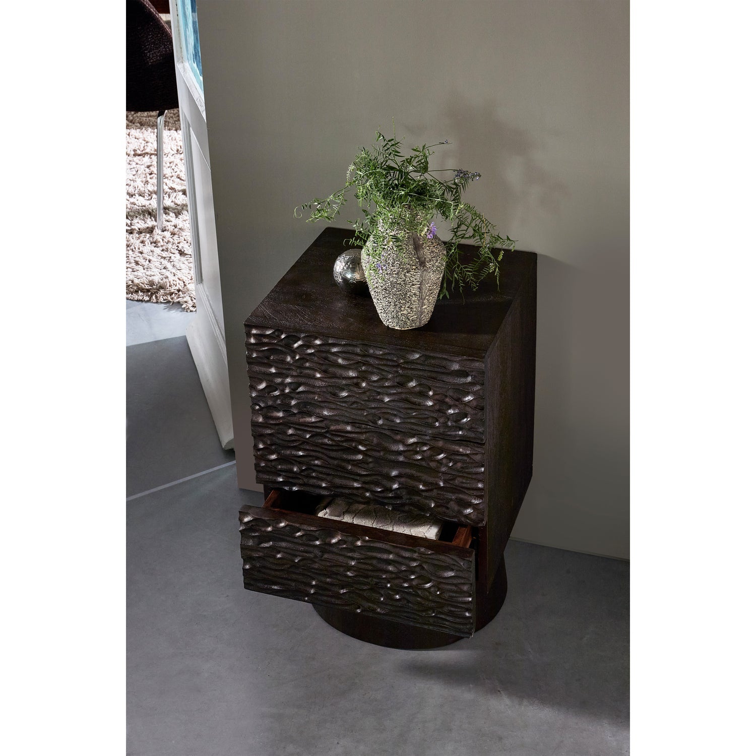 TABIA VASE ALUMINIUM DUNKEL BRAUN