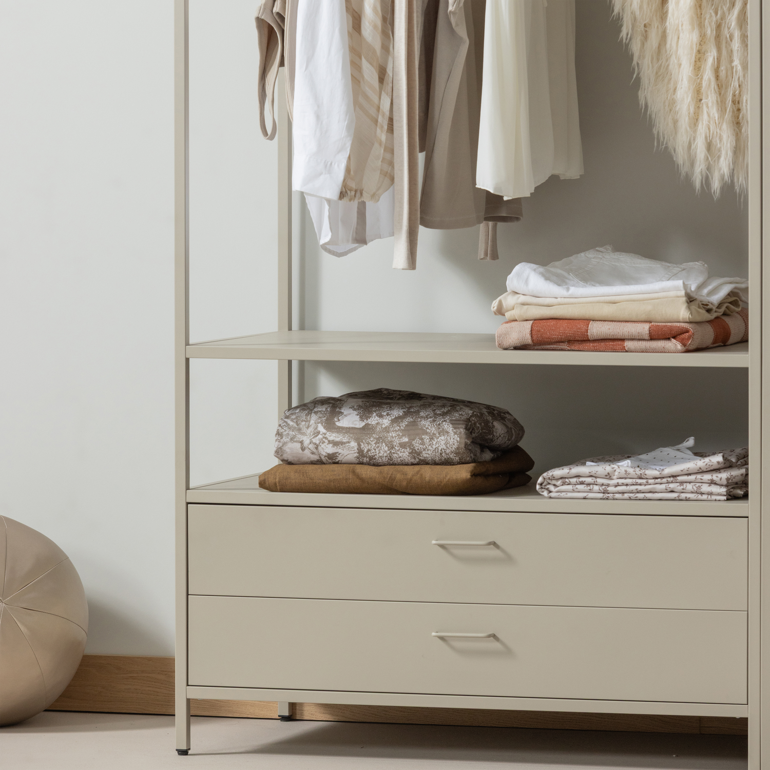 FERRIS OFFEN KLEIDERSCHRANK 100 CM METALL SAND