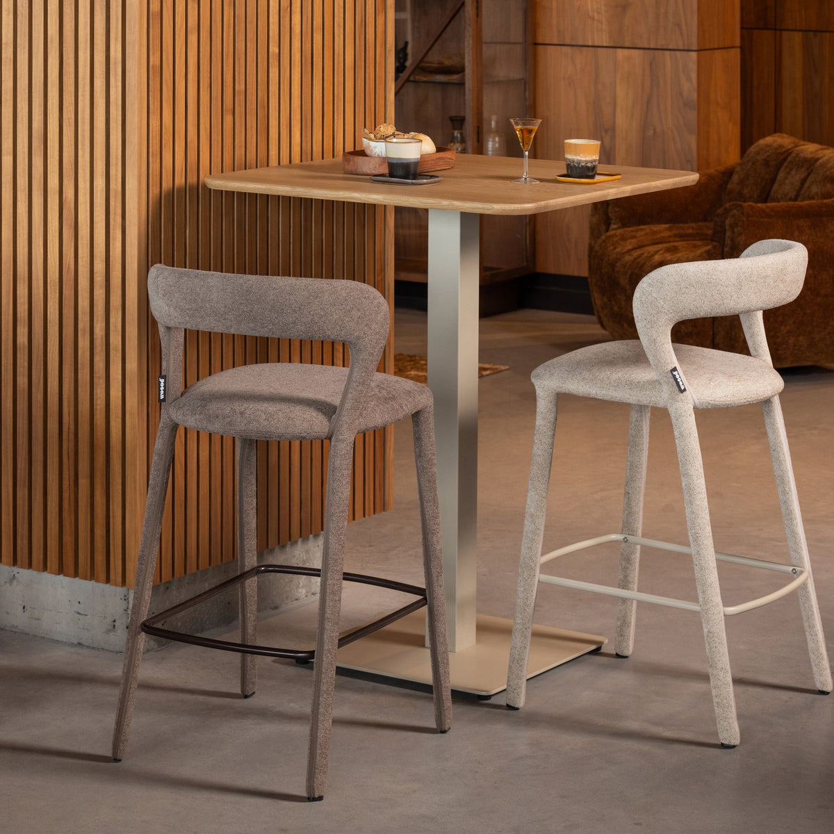NOBLE BARHOCKER TAUPE