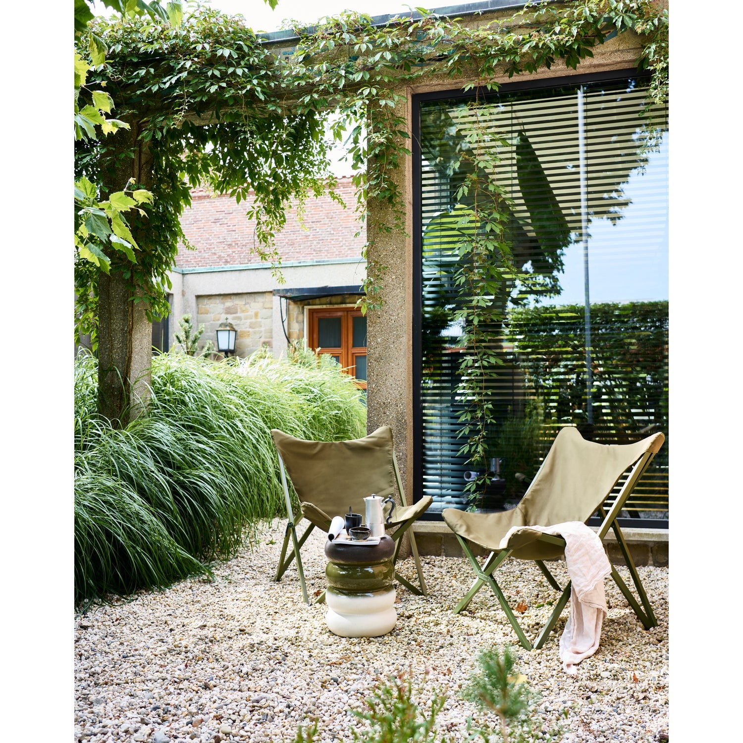 BULB BEISTELLTISCH KERAMIK GRUN MELANGE 44x34OCM