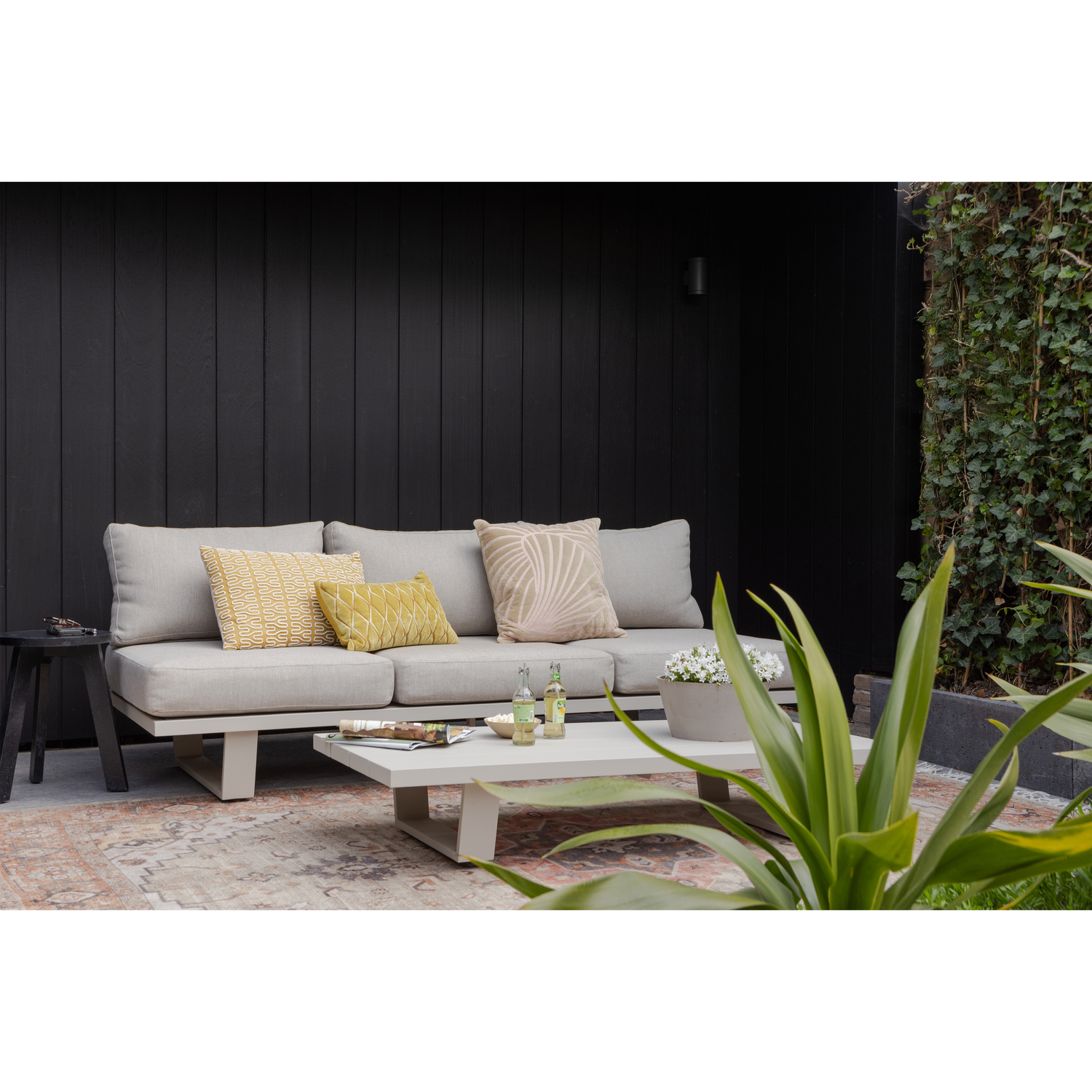 BEAR GARTEN 3-SITZER SOFA ALUMINIUM SAND