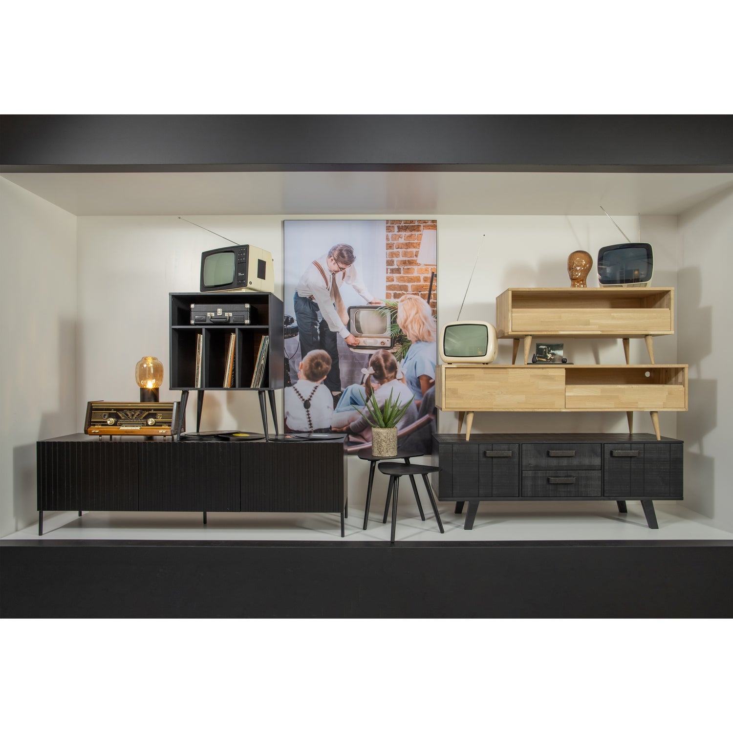 SET VON 2 NILA SIDETABLES HOLZ SCHWARZ