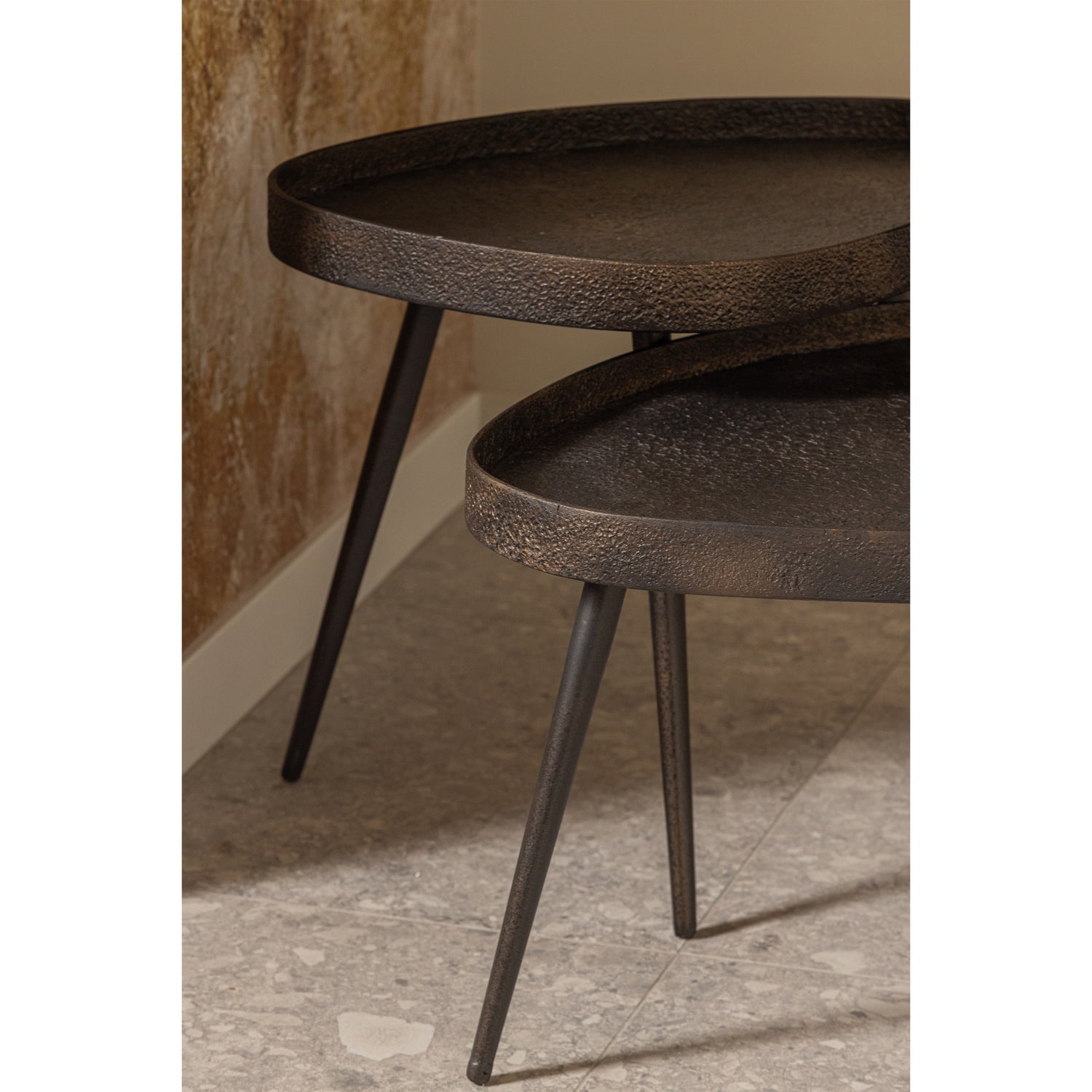 2ER SET - CRUDE BEISTELLTISCHE BRONZE ANTIK