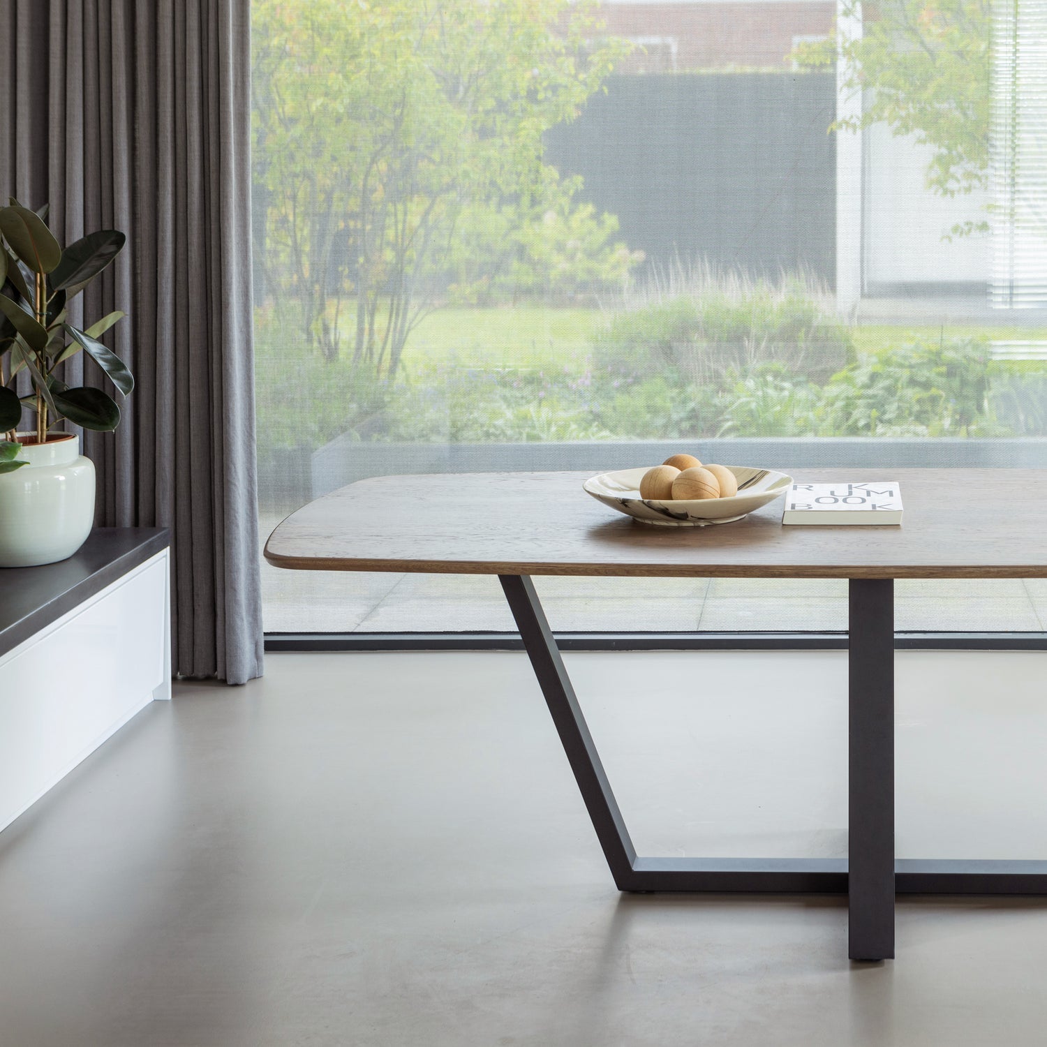 DRENTHE BEIN METAL SCHWARZ