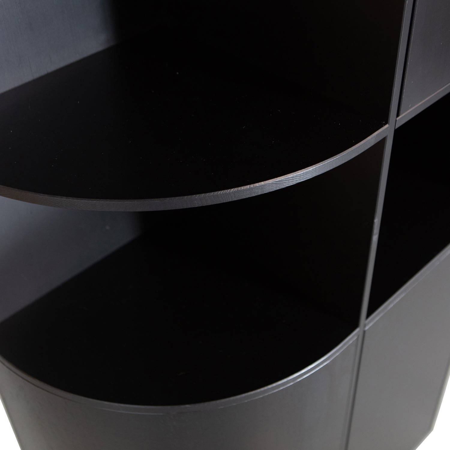 FINCA STAUSCHRANK RUND LINKS 78 CM HOLZ TIEF SCHWARZ [fsc]