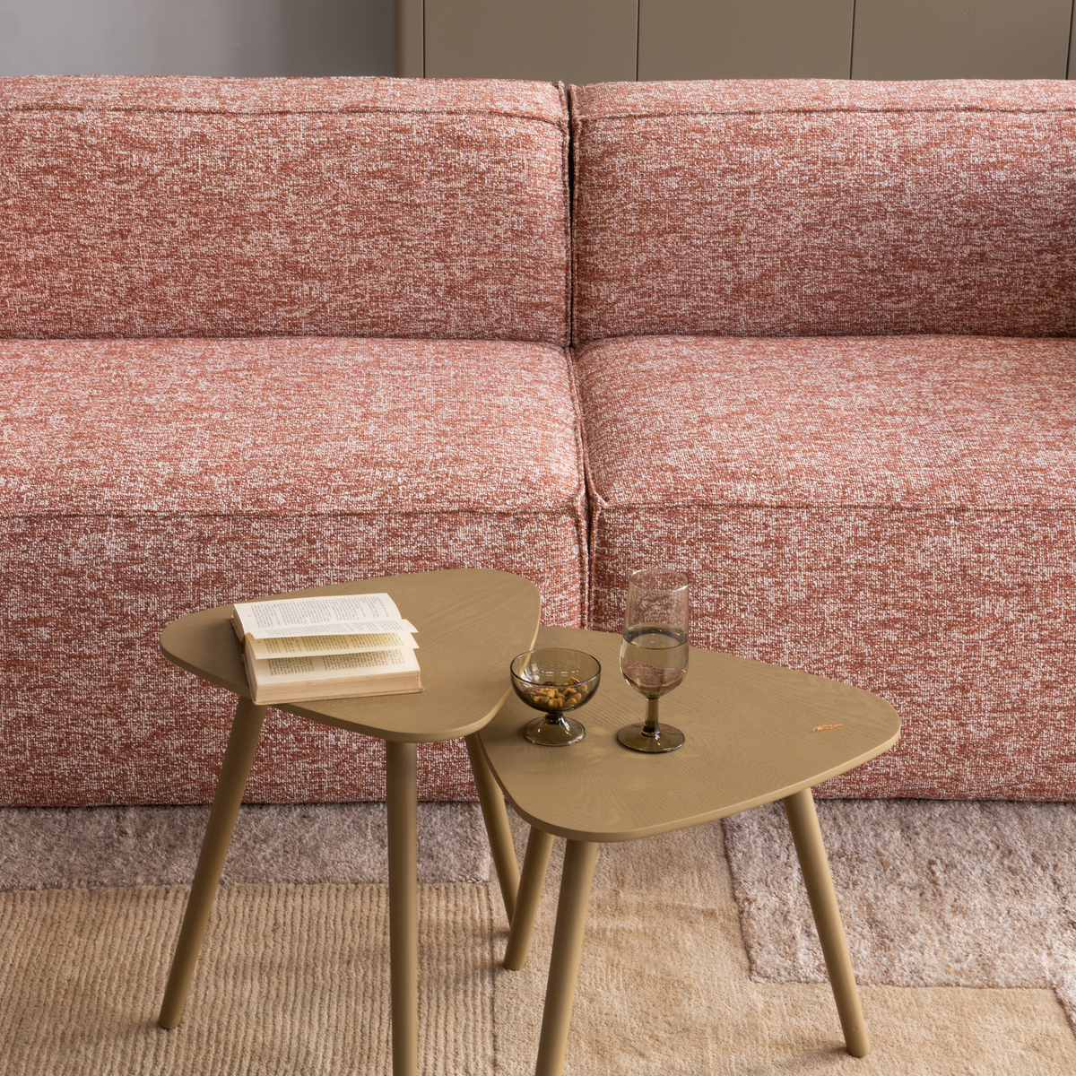 NILA BEISTELLTISCHE HOLZ MUD - SET VON 2