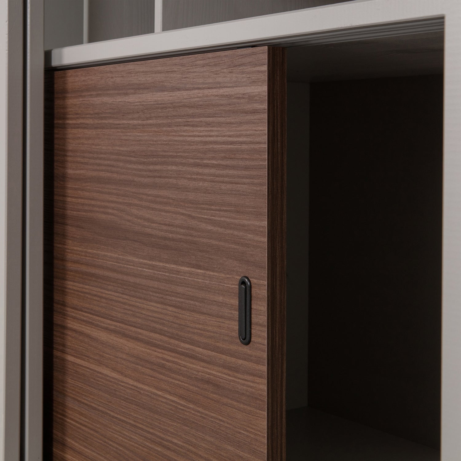 JAMES VITRINE SCHRANK KIEFER NEBEL [fsc]