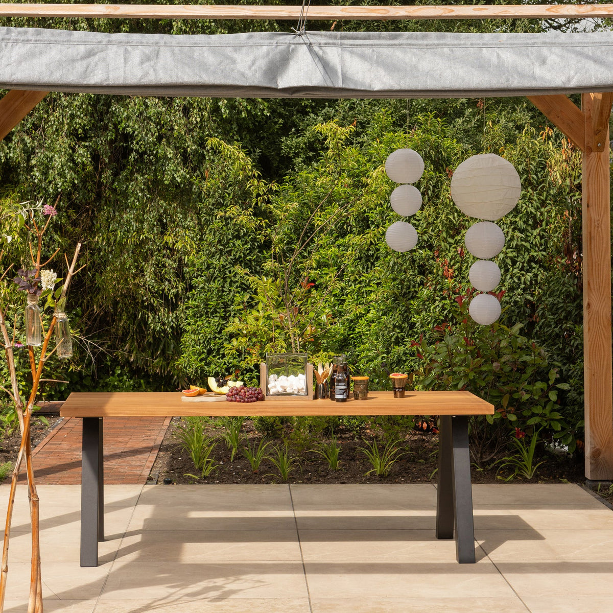 TABLO GARTEN TISCH AYOUS NATUR MIT A-POOT METALL [fsc]