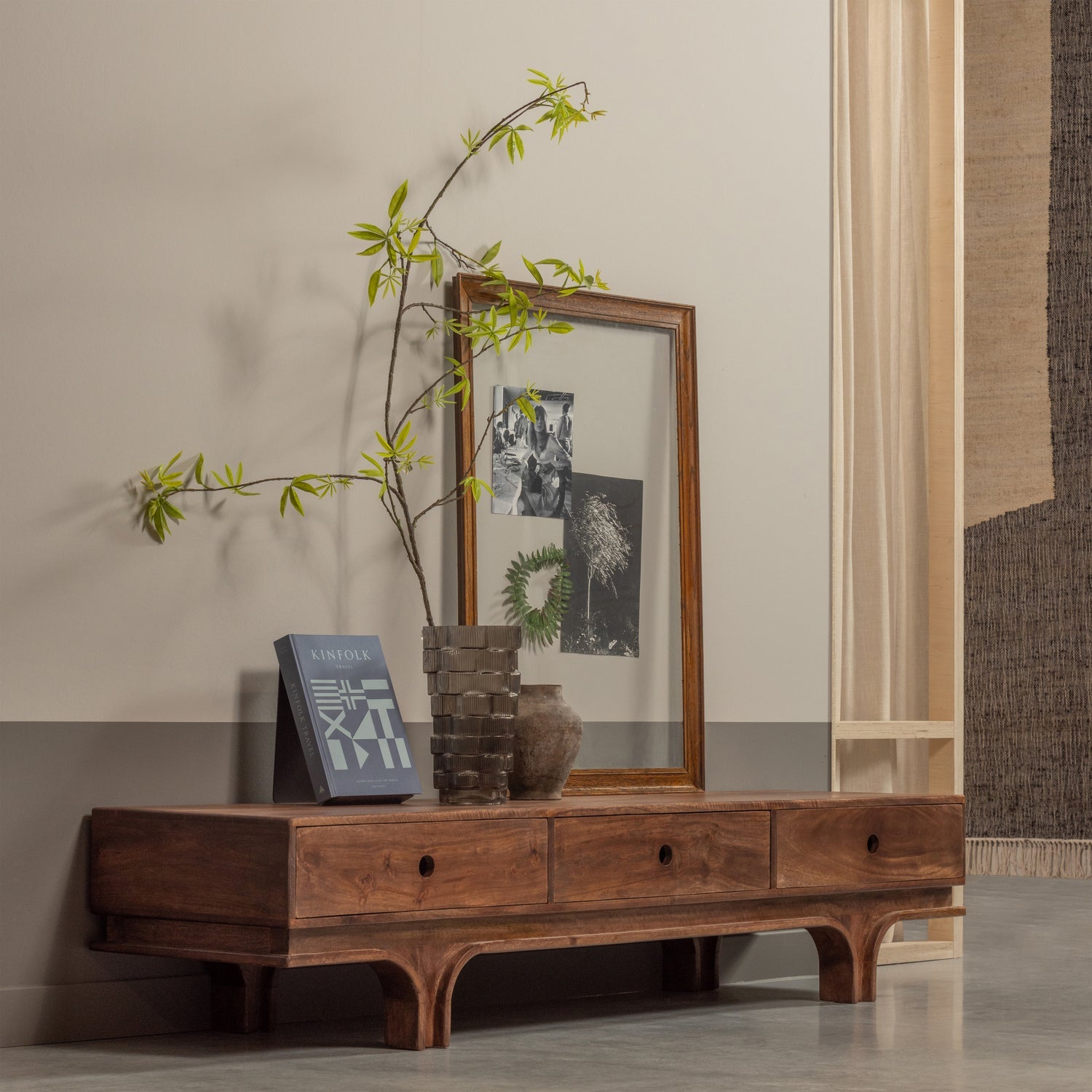 STAES TV-SCHRANK 3 SCHUBLADEN MANGO HOLZ NUSSBAUM