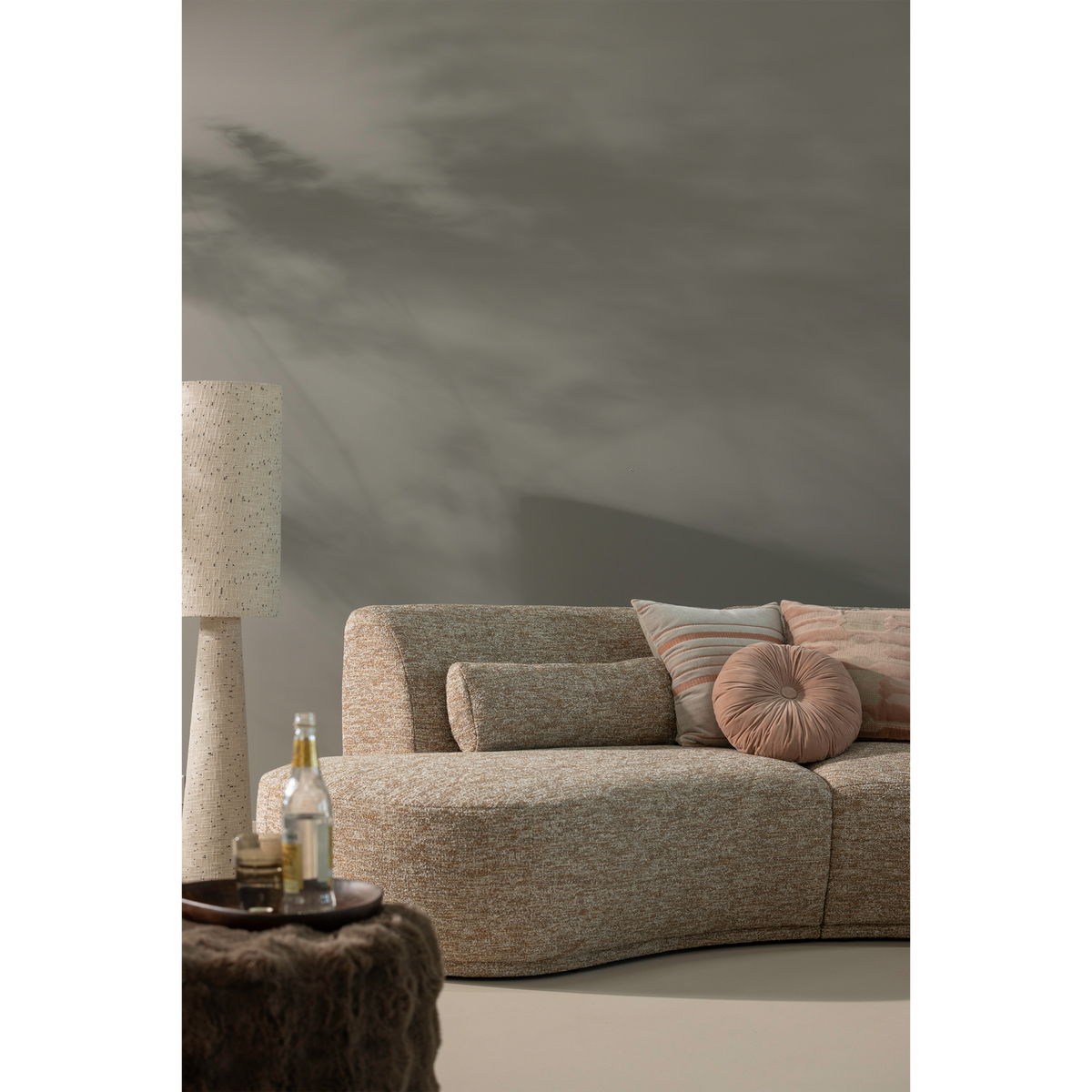 OLVEN HOCKER NIEDRIG FLUFFIG LAGER BRAUN