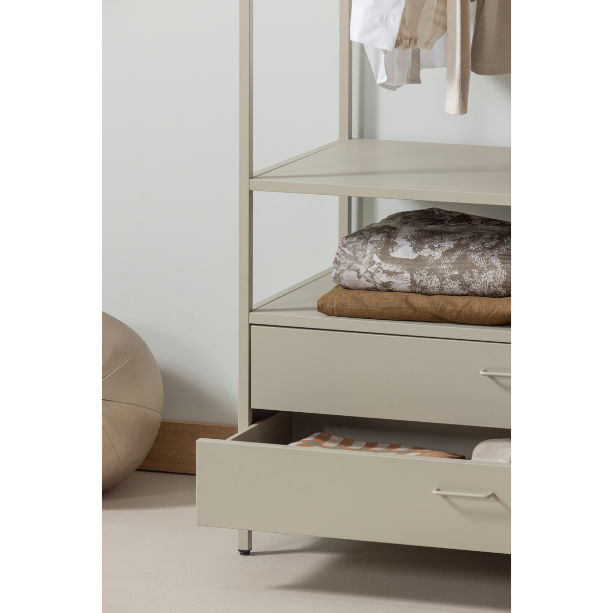 FERRIS OFFEN KLEIDERSCHRANK 100 CM METALL SAND