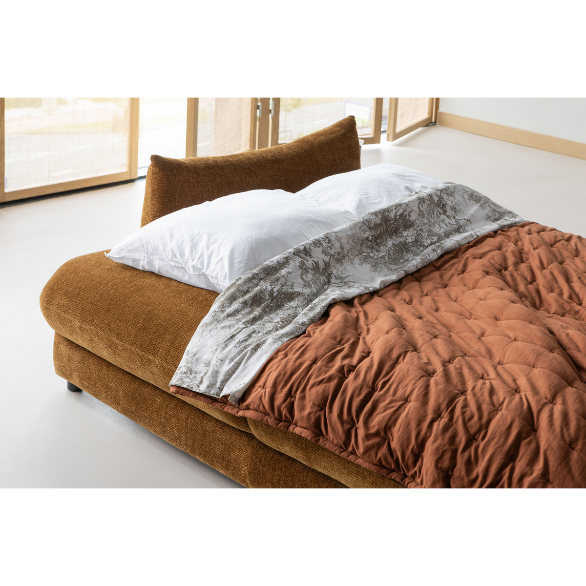 JONNE 3-SITZER SCHLAFSOFA CHENILLE BRAUN