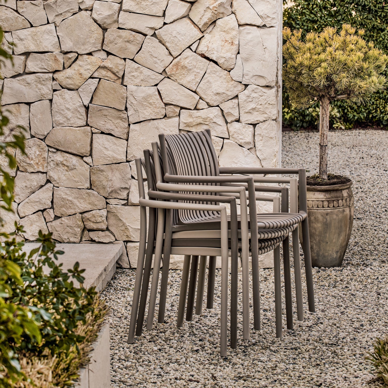 EASY GOING GARTENSTUHL KUNSTSTOFF SAND
