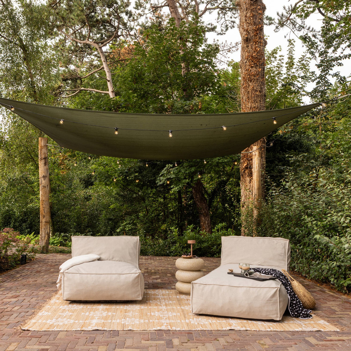 VELORA GARTEN LOUNGE BETT SAND