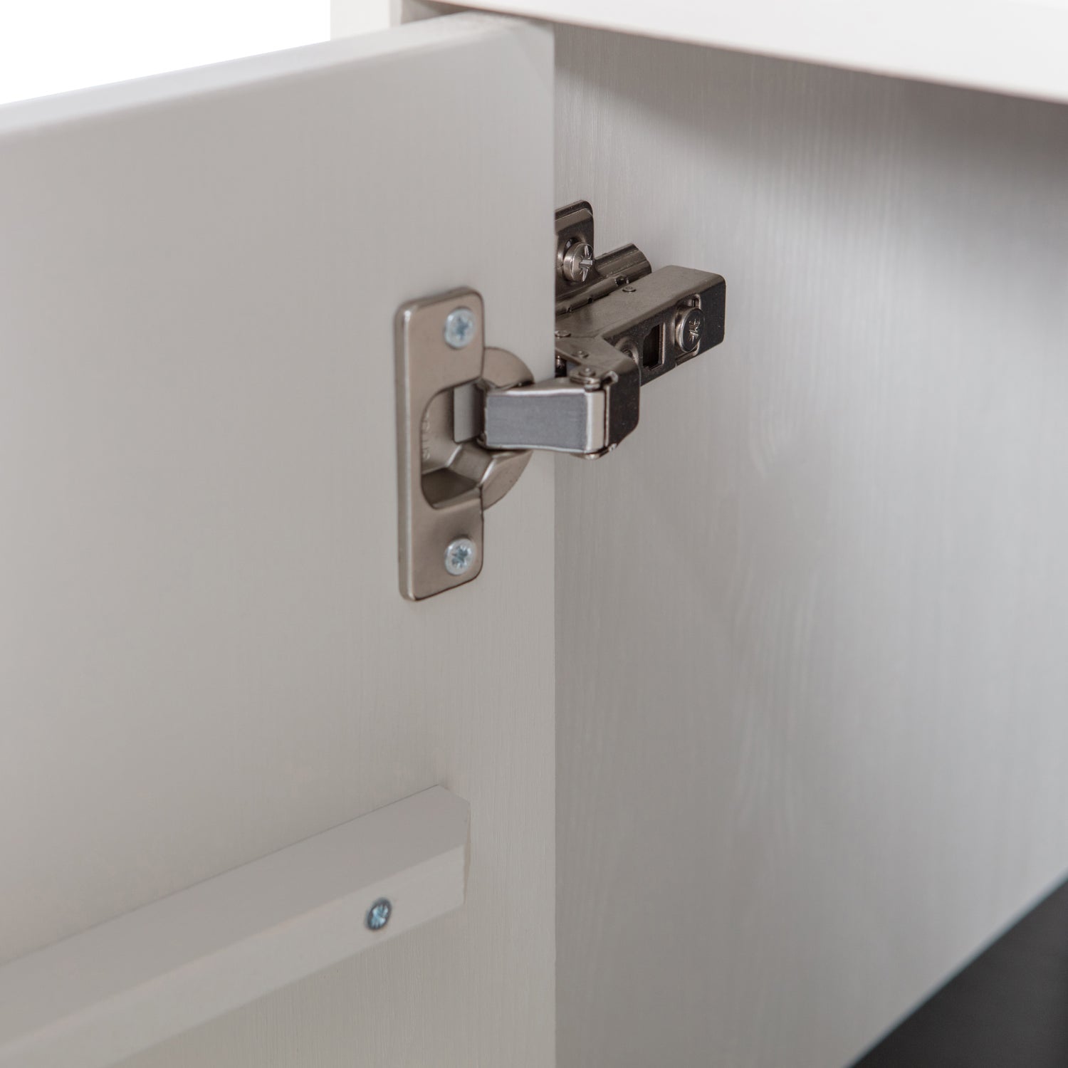 BASIC 2-DRS VITRINE SCHRANK KIEFER NEBEL [fsc]