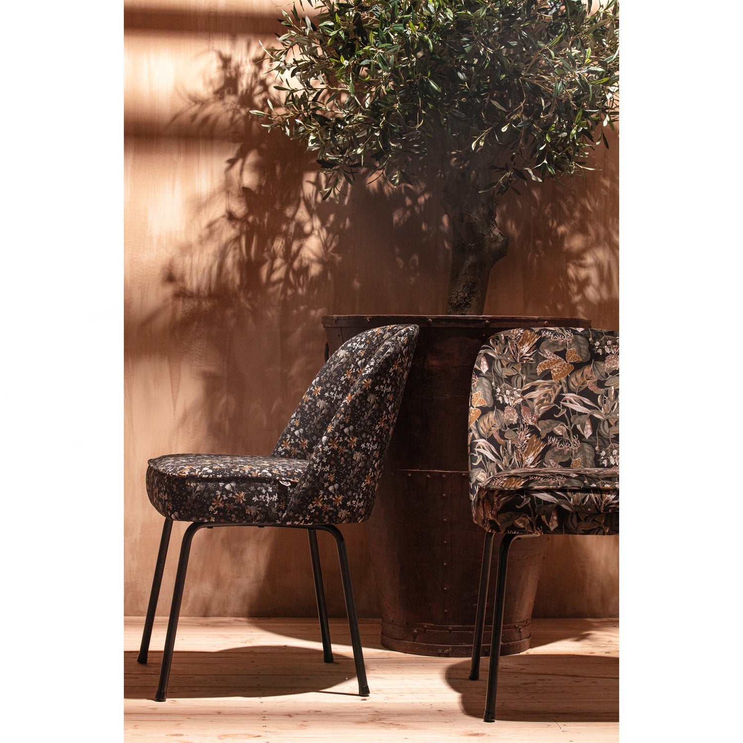 VOGUE ESSZIMMERSTUHL SAMT BOUQUET SCHWARZ