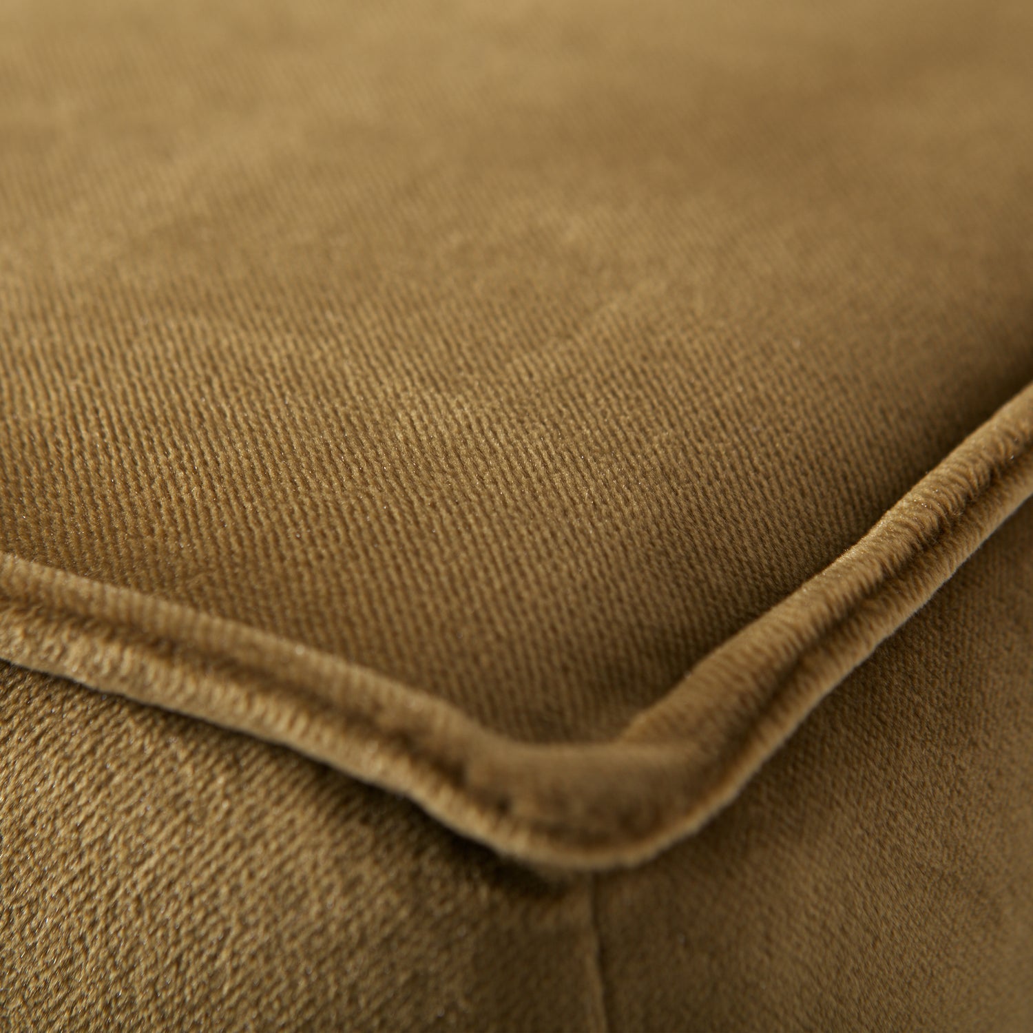 RODEO HOCKER AUF BEINE VELVET HONIGGELB