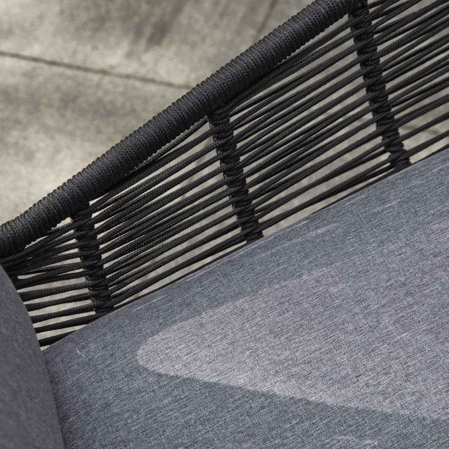 GRACE LOUNGE CHAIR GARTEN ANTHRAZIT STAHL/SEIL