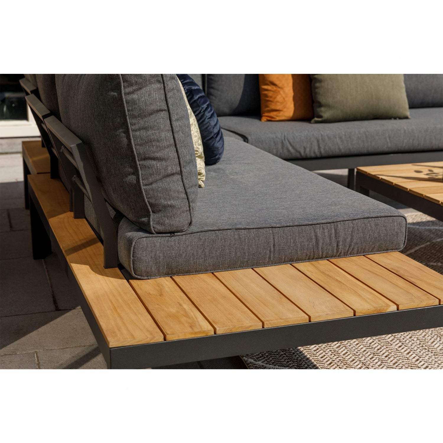 LA VIDA LOUNGE SET GARTEN TEAK ANTHRAZIT RAHMEN INKL. KISSEN
