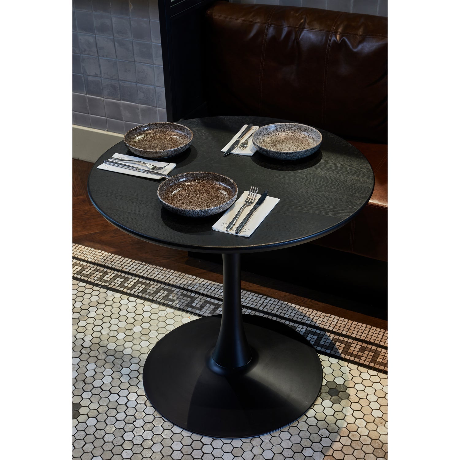 BISTRO TROMPETENFUSS METALL GESTELL SCHWARZ 72xO60CM